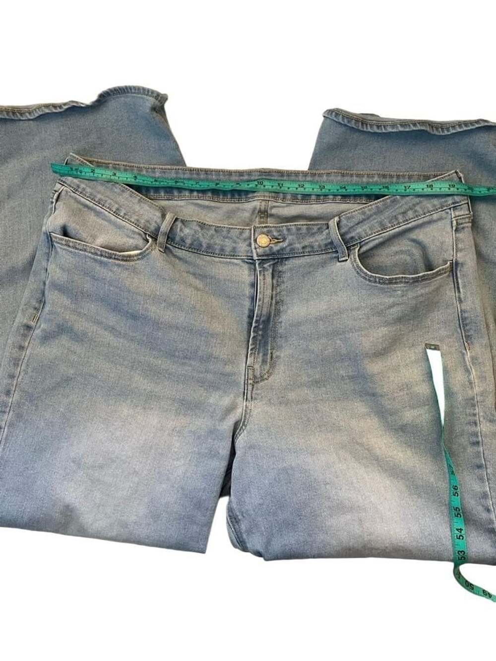 Old Navy High-Rise Wow Wide Leg Jeans Size 18 Light Wash Denim